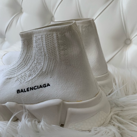 ⚜️SOLD⚜️ Balenciaga Crochet Speed Sneakers - Picture 5 of 6